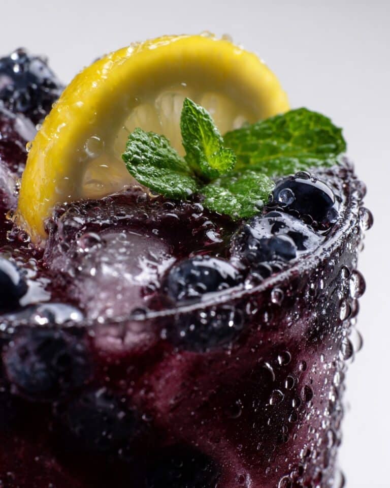 Refreshing Blueberry Iced Tea Recipe